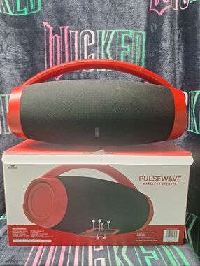 Bass Jaxx Bluetooth  Wireless Speaker in  Black/Red Type C Charger. With Handle.